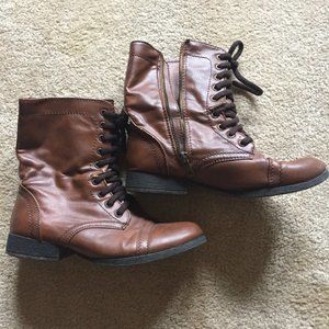 Madden Girl Trixie Combat Boots Size 6.5 M
